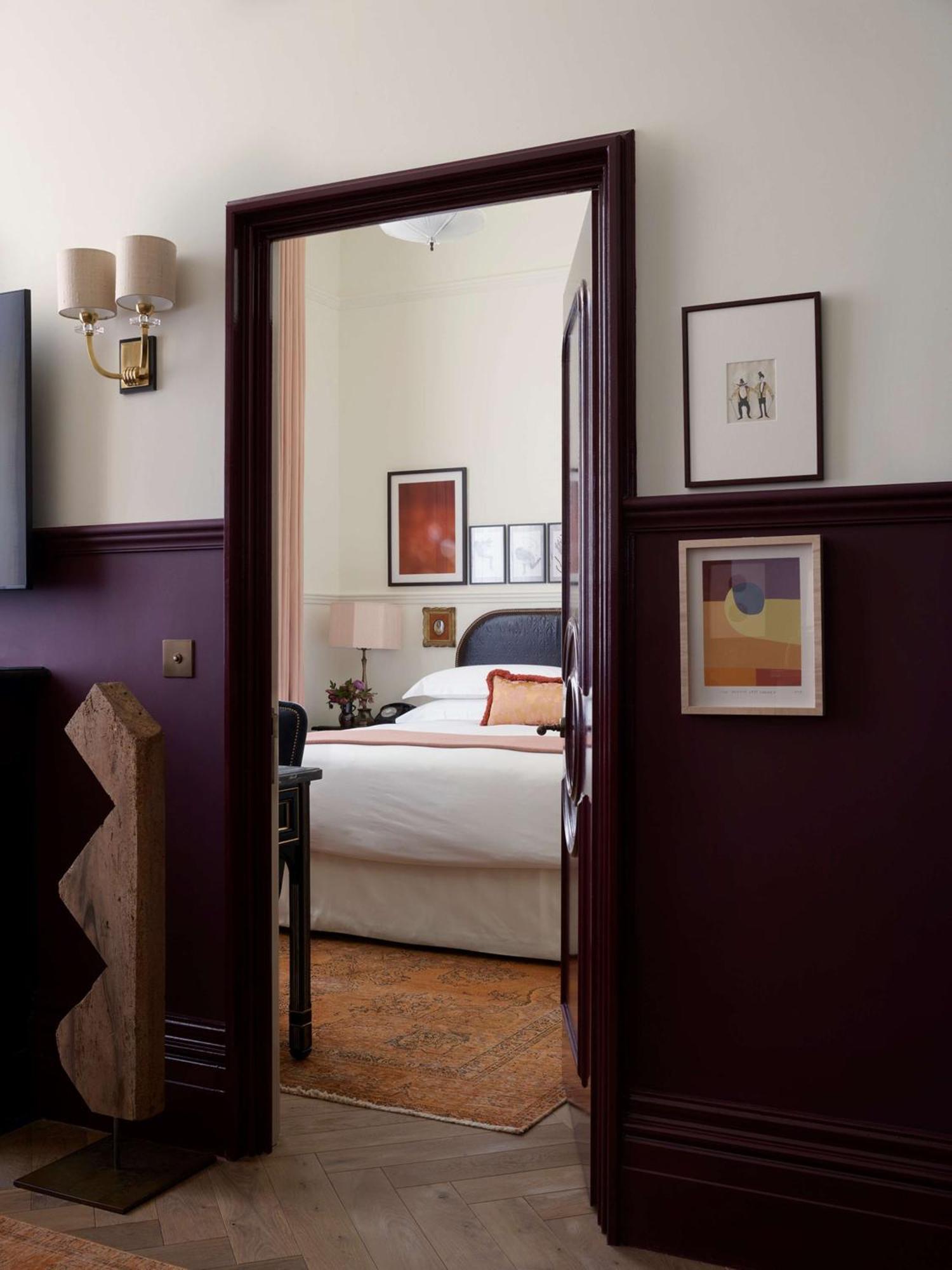 Nomad London Hotel Kültér fotó A room at the hotel